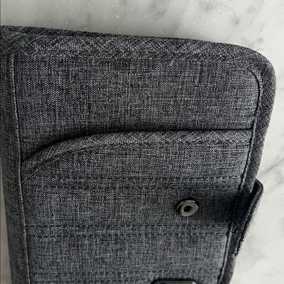 Lug Travel Wallet and Passport Holder - Picture 6 of 6